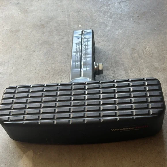 12” WeatherTech hitch step - Picture 2 of 7